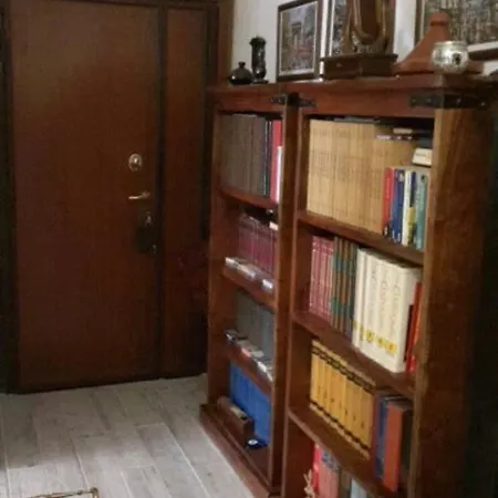 Vatican Confort Apartman *